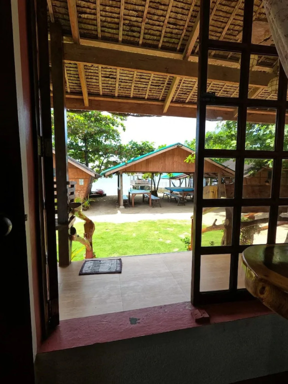 Pamana Beach House