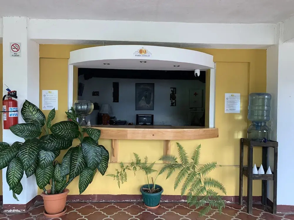 Hotel Bahia Atitlan