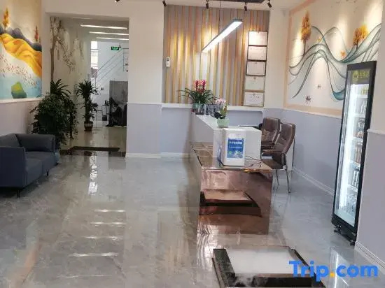 Yijiangnan Yun Homestay (Qionghai Aihua East Road High Speed Railway Station)