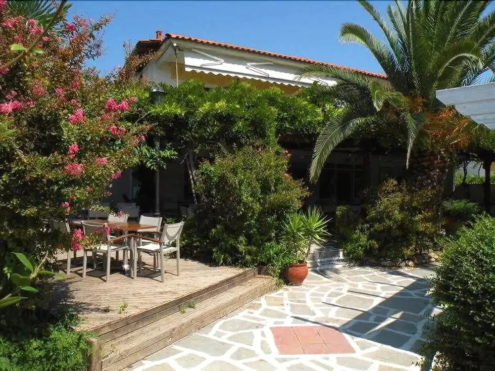 Ioli Apartments