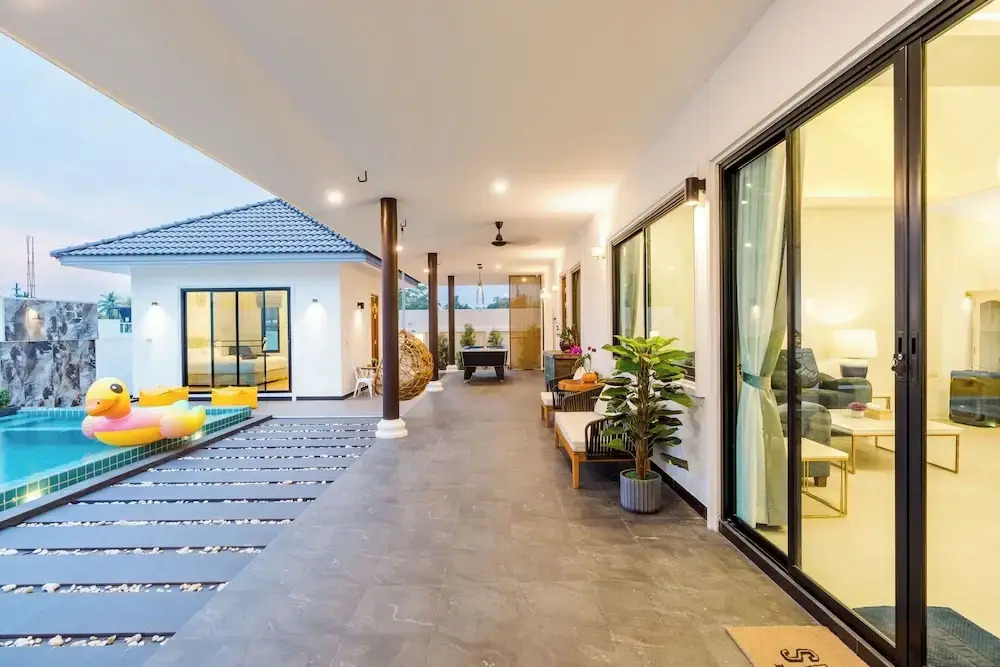 Full moon Bay hua hin Cha-am
