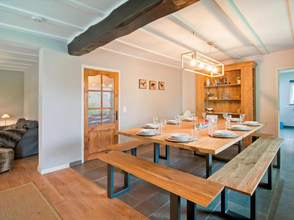 Scenic Stay in Xhoffraix