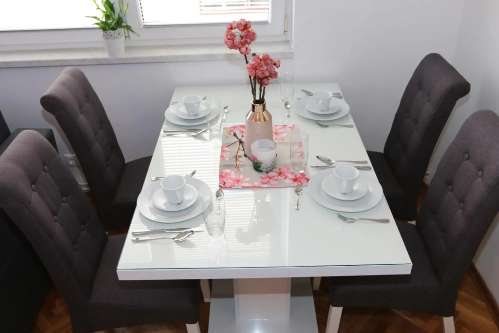 Apartment Dina