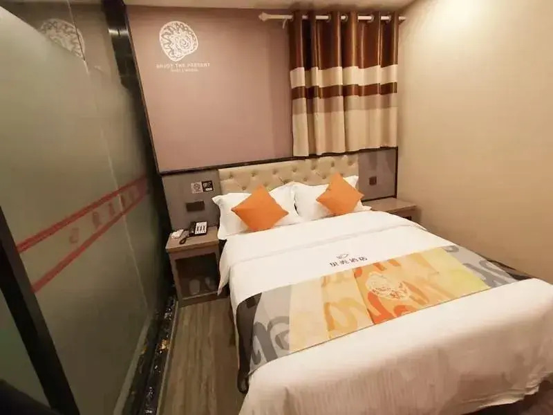 Shell Hotel Shanghai Jinshan Wanda Plaza