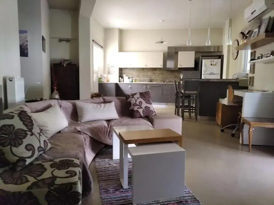 Platonos Academy appartment
