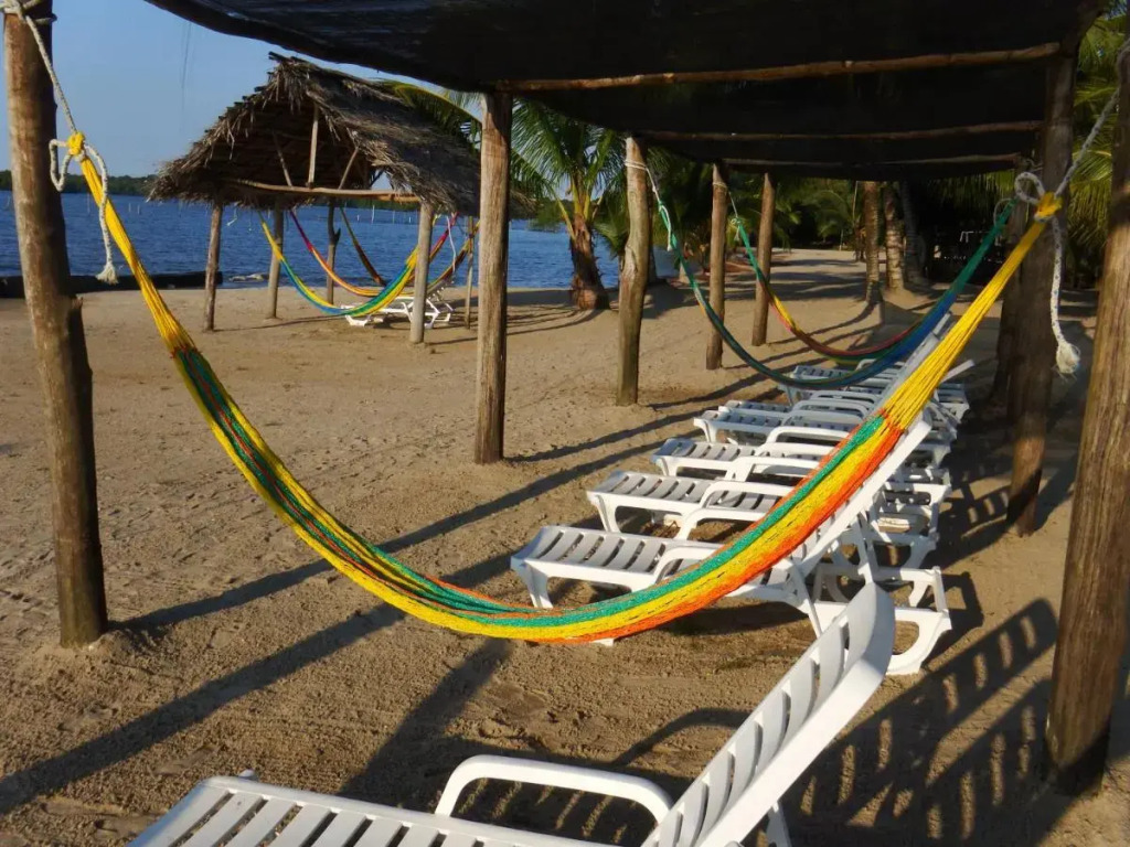 Amatique Bay Hotel