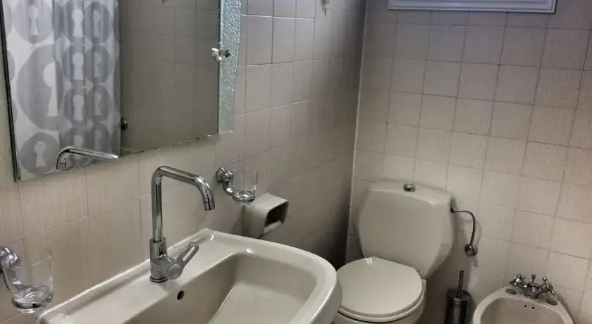 Amathusia Beach Apartment LA 23