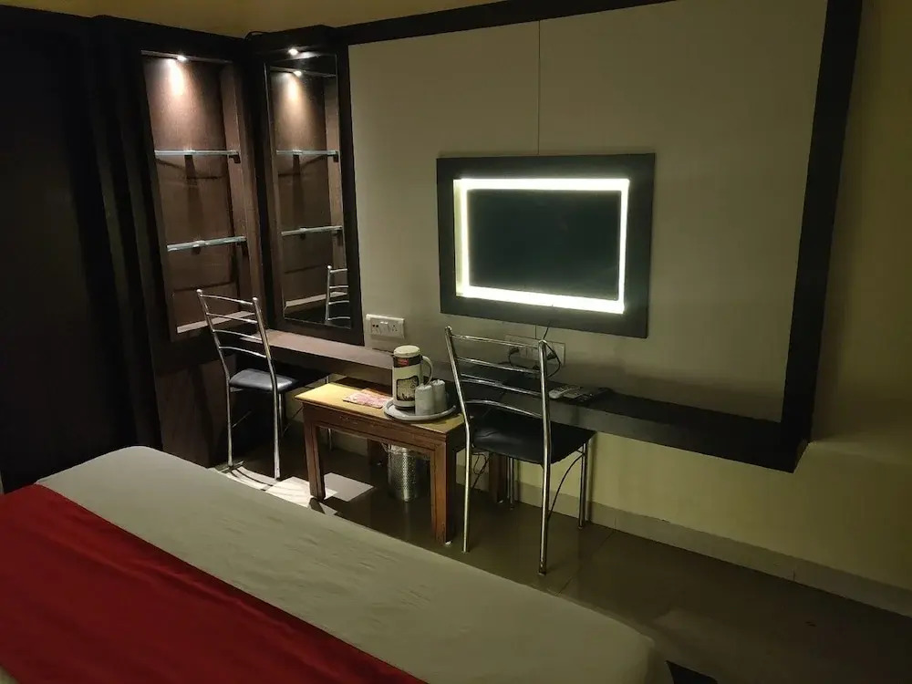 Hotel Rahul