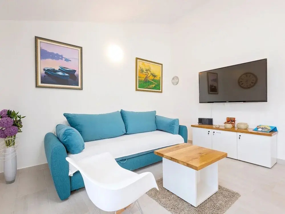 Charming Holiday Home With Swimming Pool, Jacuzzi and Infrared Sauna, Beach at 1.5 km