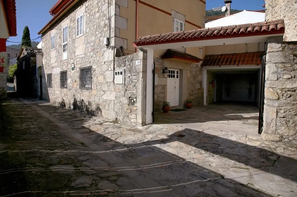 House With 2 Bedrooms in Camposancos, With Wonderful sea View, Enclose