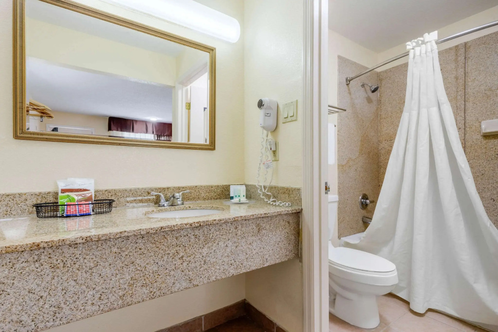 Quality Inn & Suites Lexington