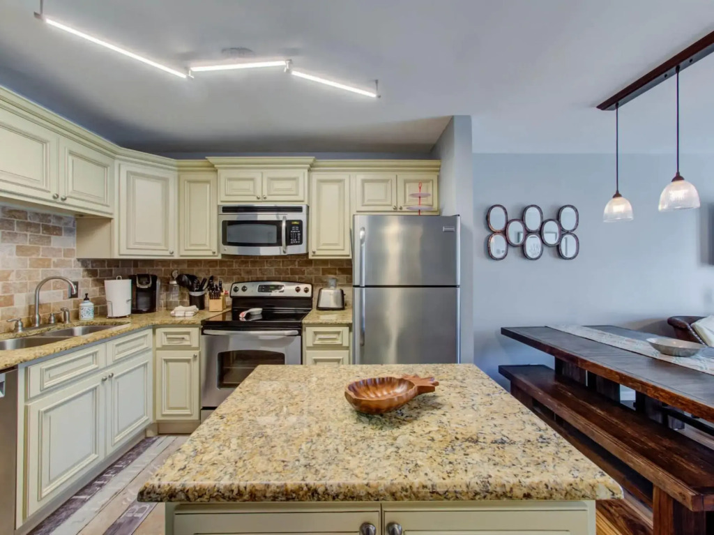 Updated condo at Gulf Shores Plantation in Building ONE
