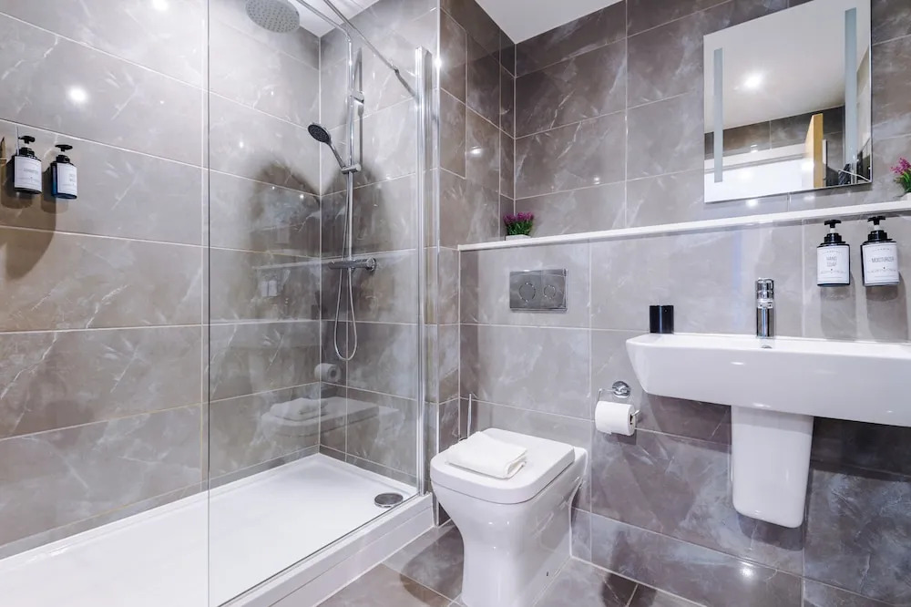 Sleek Apartment near the City Center
