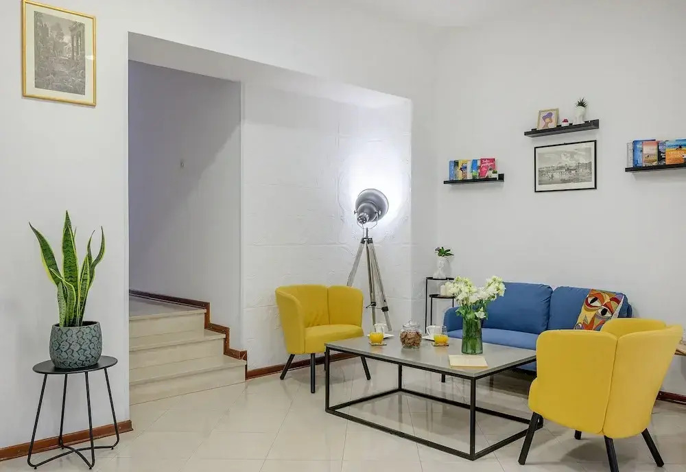 Yellow house with private parking by Adex travel