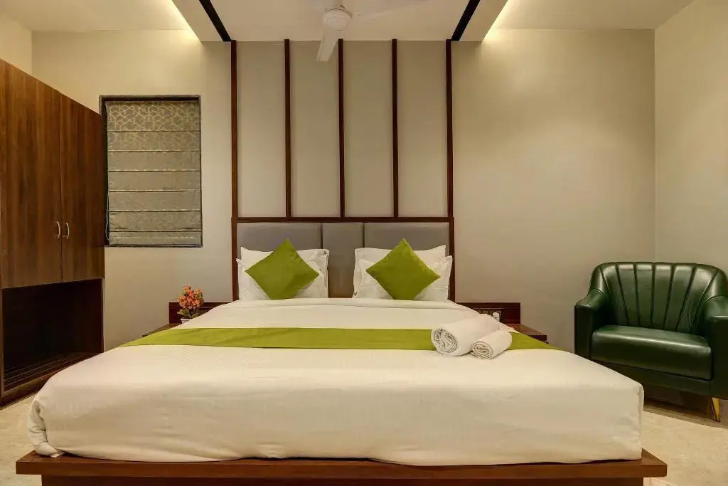 Magnus Fortune House Business Hotel , Magarpatta Pune