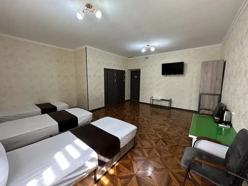 Yantai Hotel