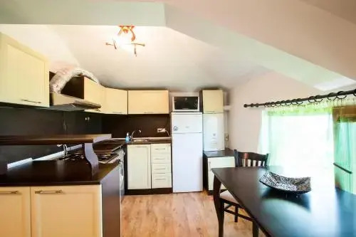Zara Apartments