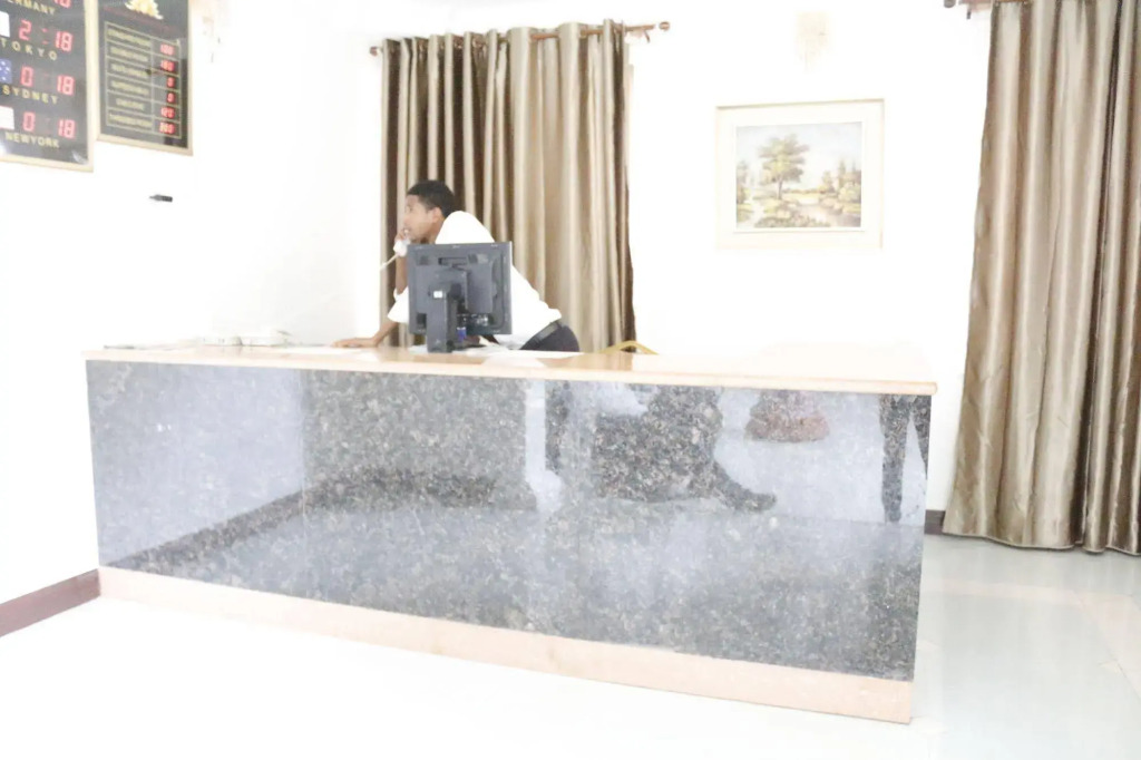 Kingsbridge Royale Hotel