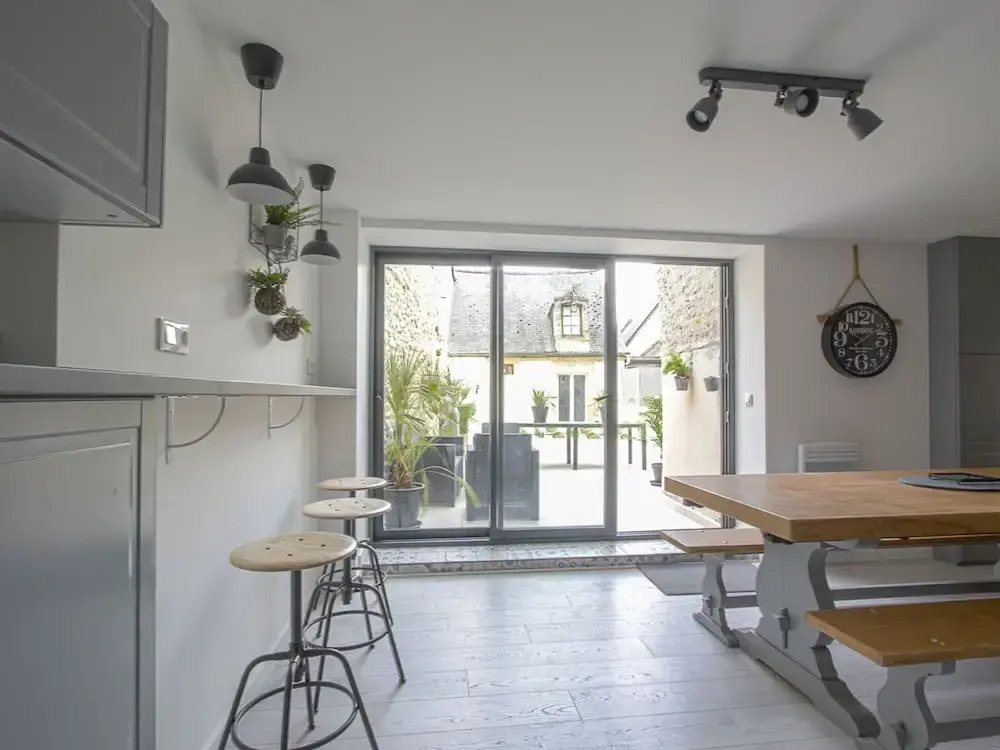 Large and Beautiful Apartment in the Heart of Bayeux
