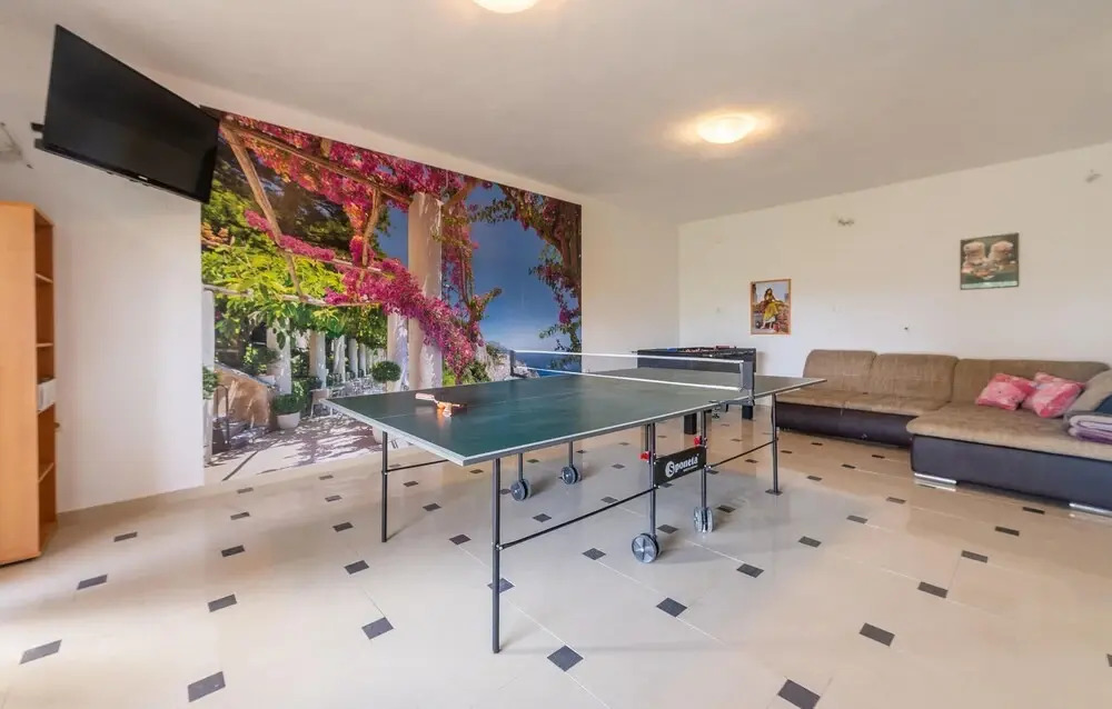 Nice Home In Zadar With Wifi