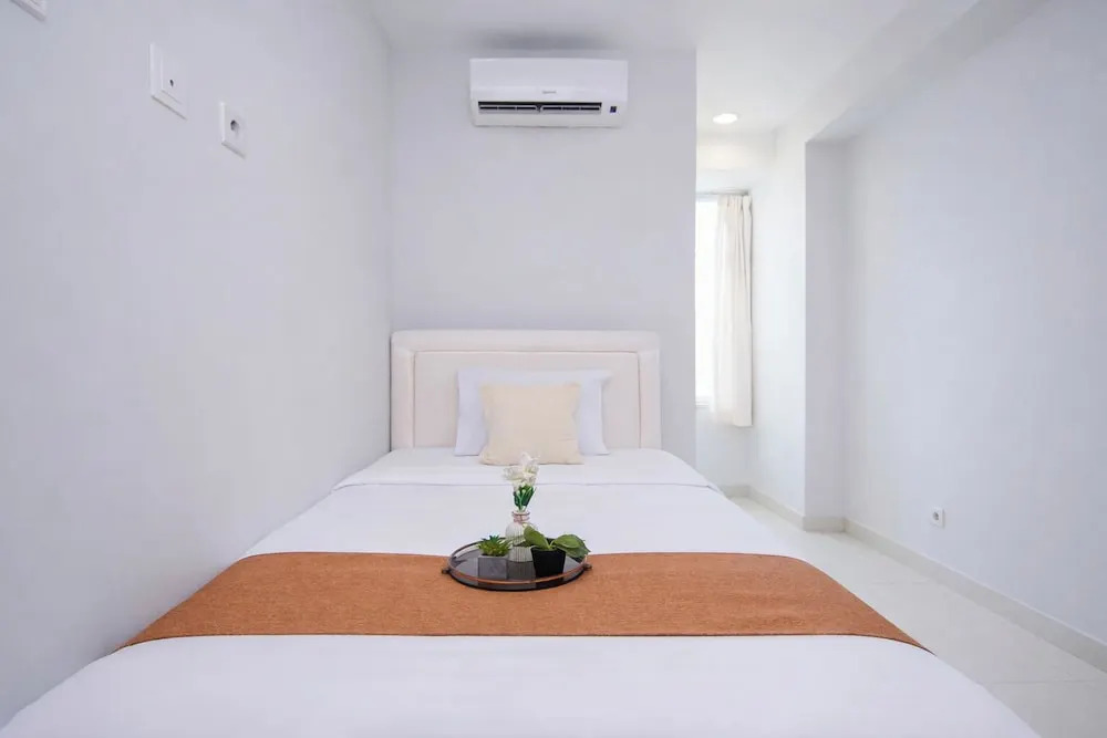 3 Pax Functional 2Br At Cinere Bellevue Suites Apartment