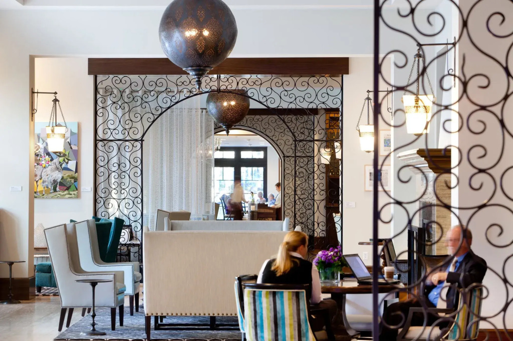 The Alfond Inn