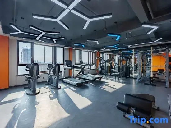 The qube Hotel