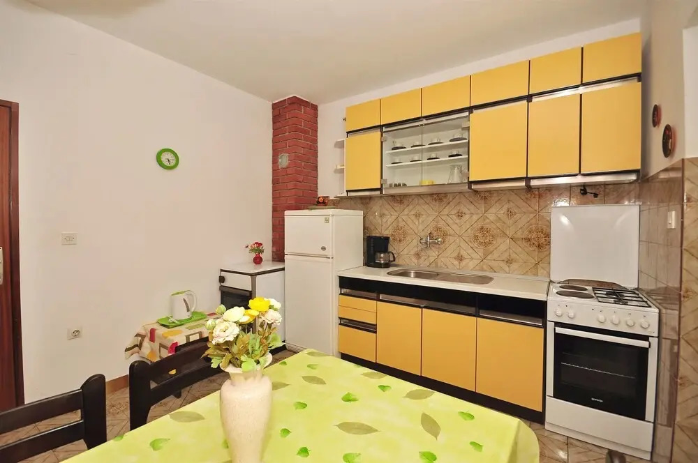 Apartments And Rooms Anka