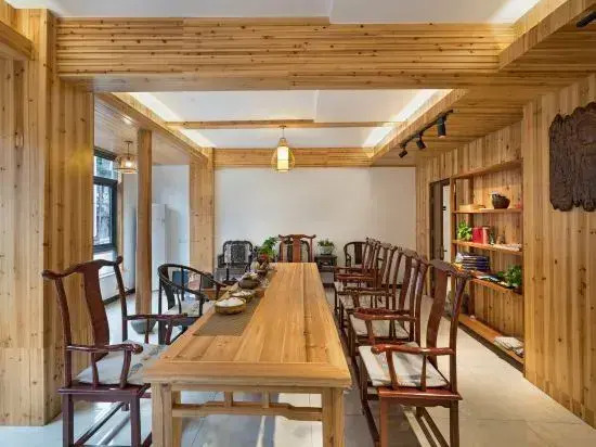 Shanqian Hostel