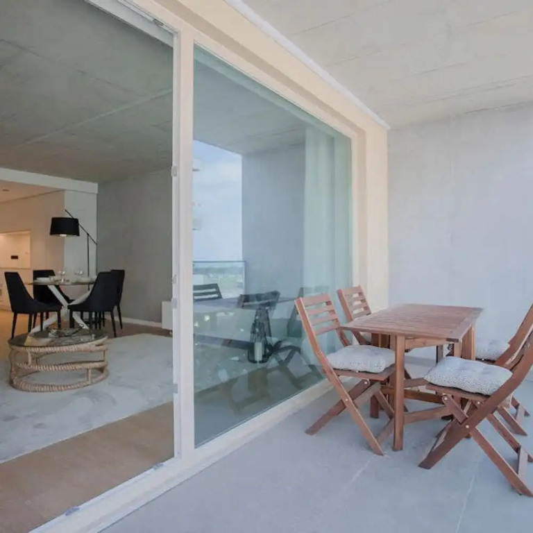Liiiving in Gaia - Beach Seaside Apartment