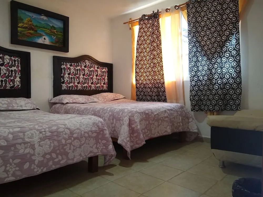 CABAÑA tipo habitación con PALAPA y Asador Planta Alta en Zacatlán