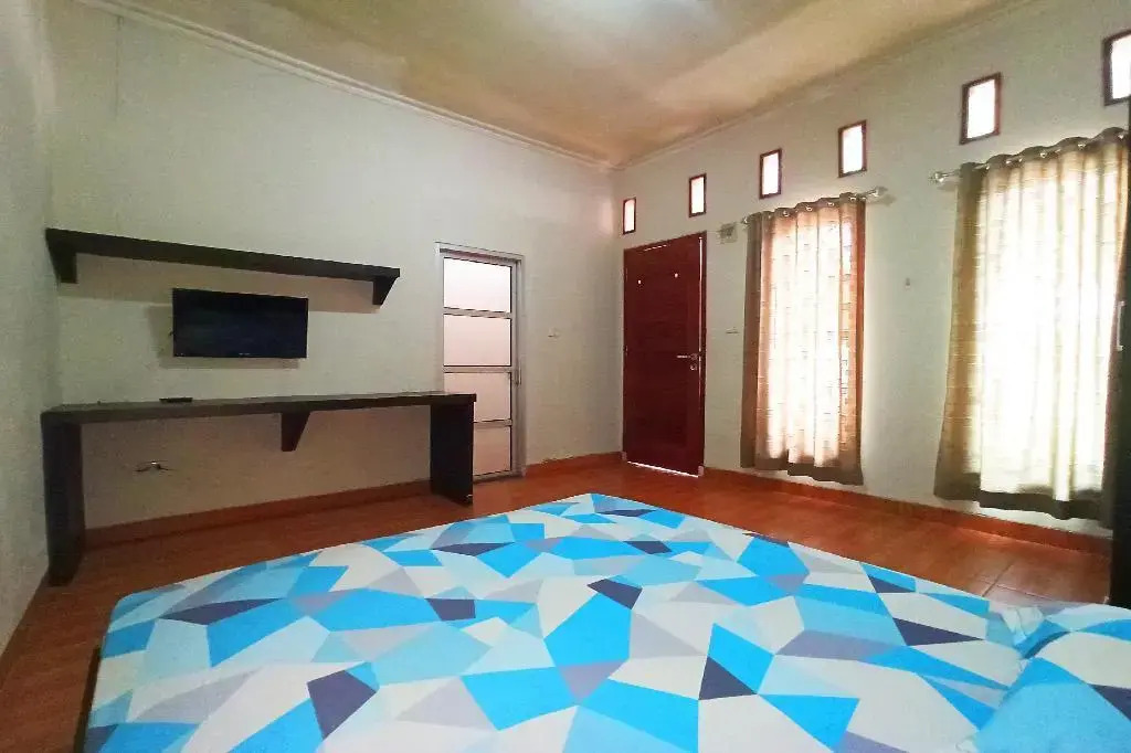OYO 2912 Graha Minda Syariah