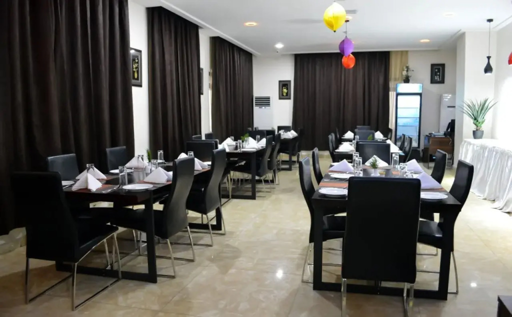 De Santos Hotel