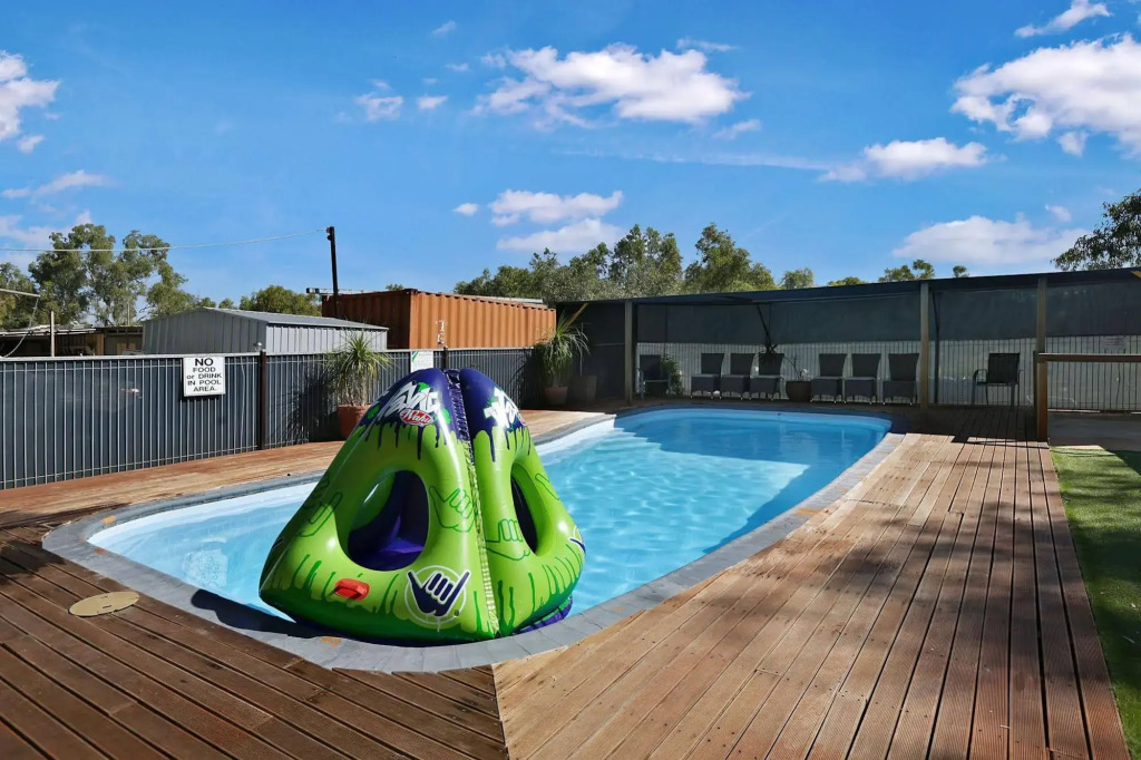 AAOK Moondarra Caravan Park