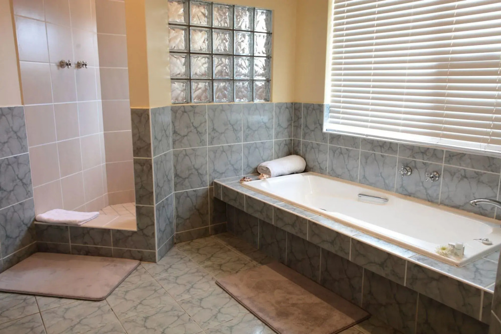 Cinnamon House Bed & Breakfast