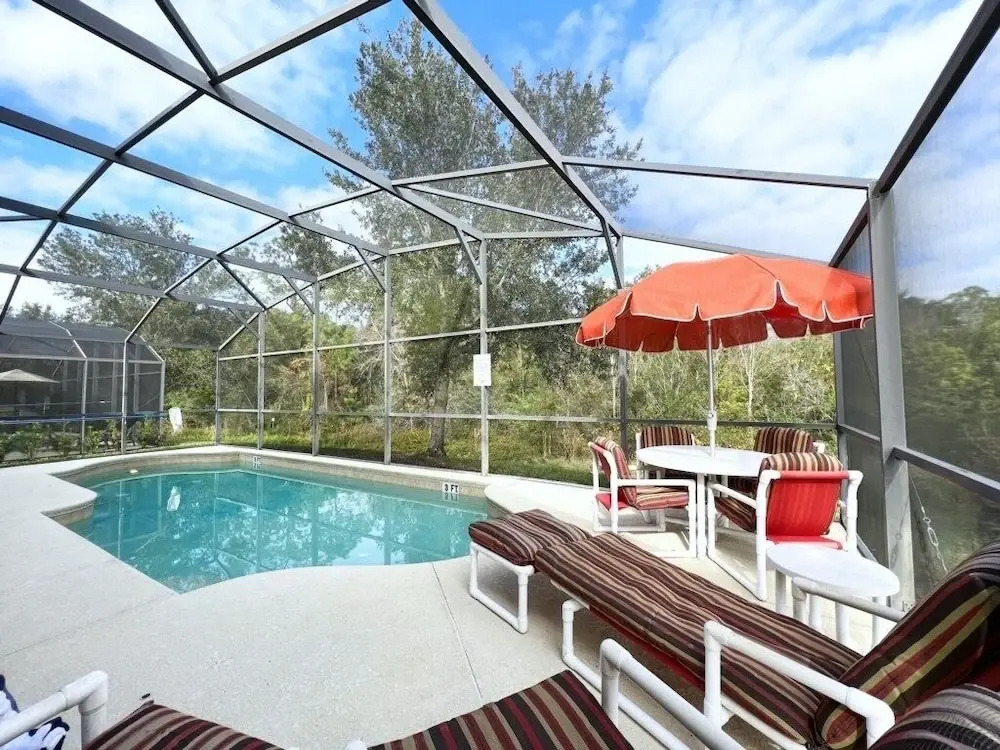 Cozy 4 Bed 3 Bath Pool Hm with Game Room-4450NP