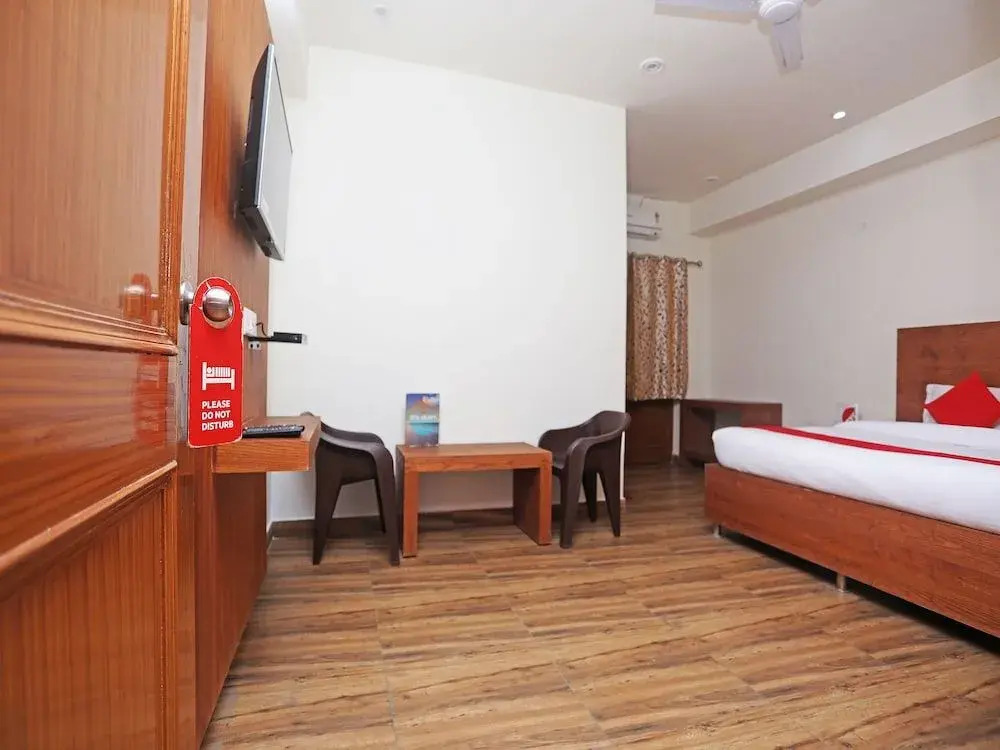 Oyo 18347 Hotel Mountain Inn