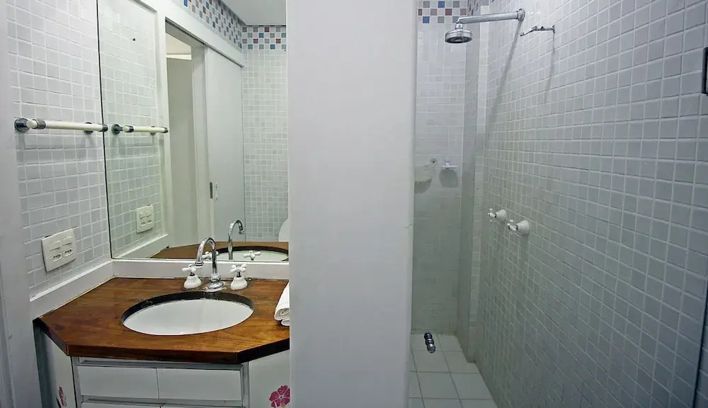 Rio Spot Homes Q010