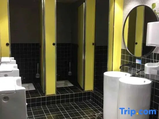 YeSuXiaoXing Youth Hostel