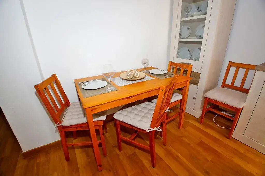 Turina Apartment -AC near beach