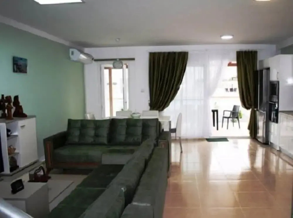 Villa 4 Bedroom sea view 2