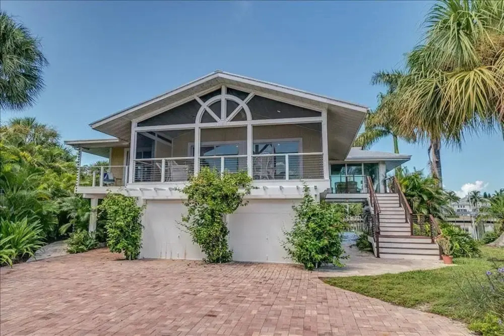Homes-293 Harbor Drive