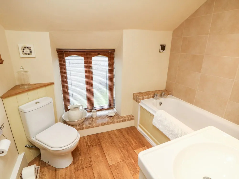Kempshill Cottage