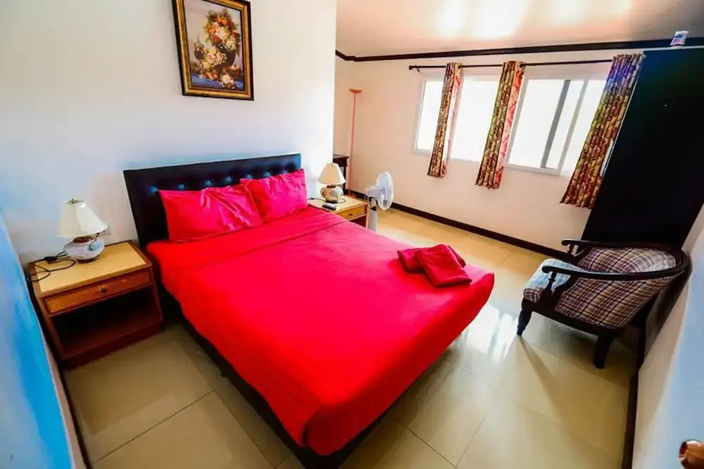 Baan Orange View Point Pool Villa by Pinky