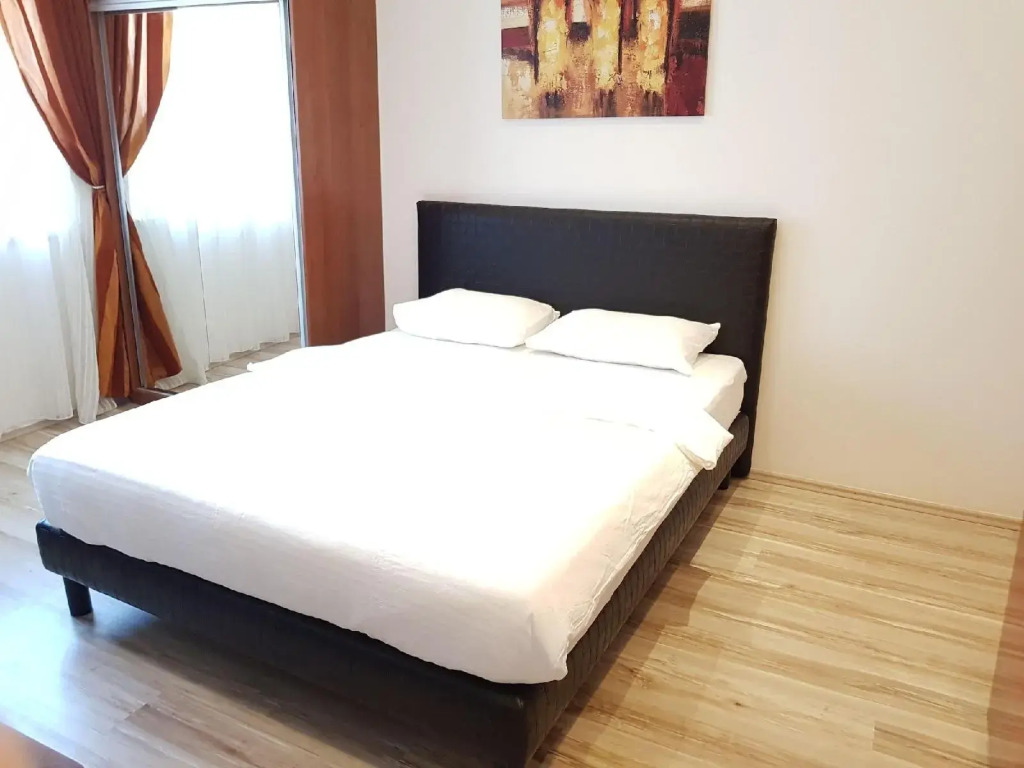 Top Rooms Aparthotel