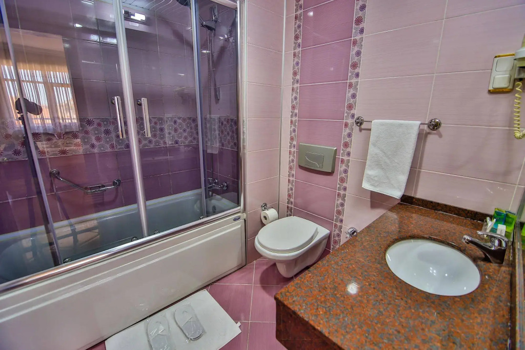 Seymen Hotel