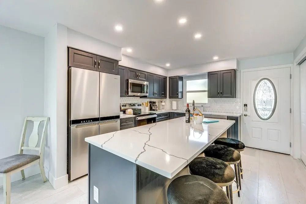 Walk to Beach: Condo w/ Pool & Patio In Sarasota!