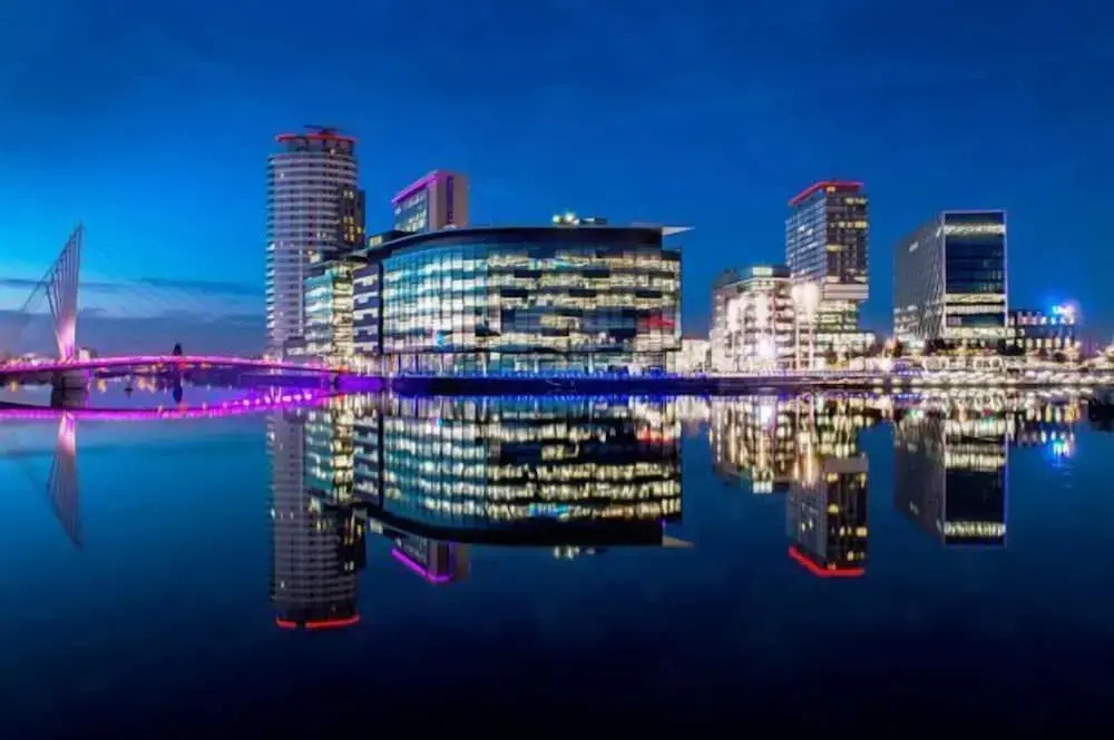 Modern Apartment in Salford, Manchester, UK