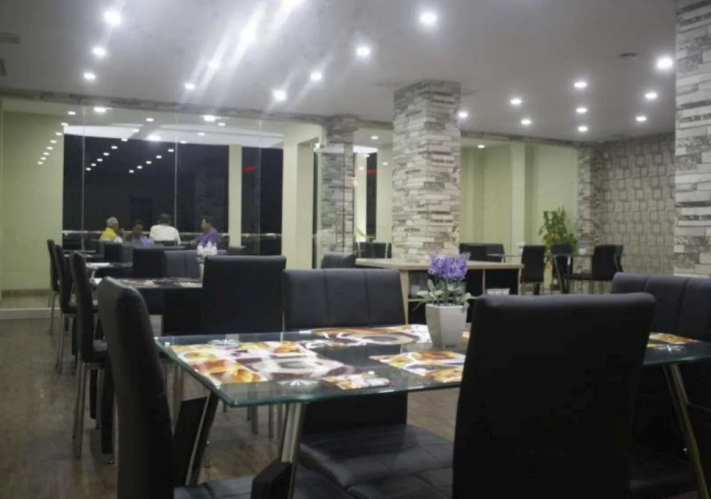 Pare Beach Hotel