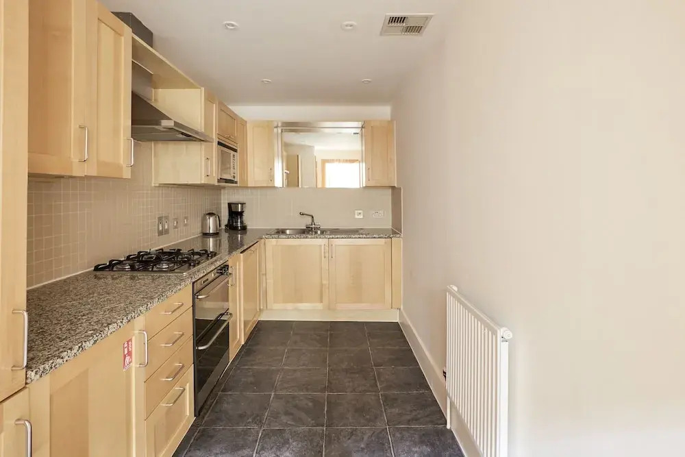 Charming Mayfair Suites by Sonder